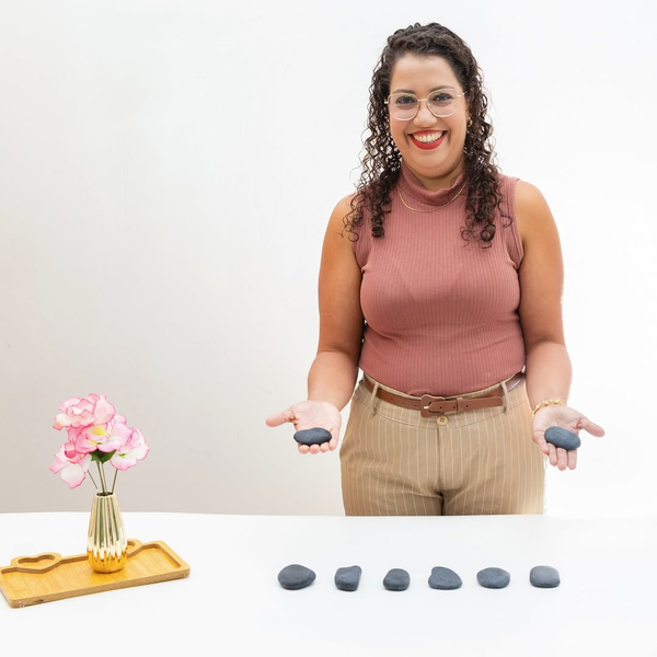 Foto da capa de Franciele Andrade Massoterapeuta